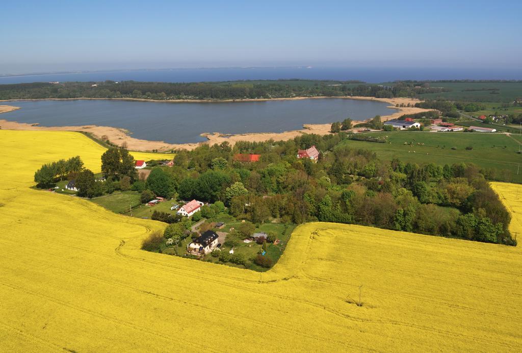 Villa Schlossallee Глове Экстерьер фото