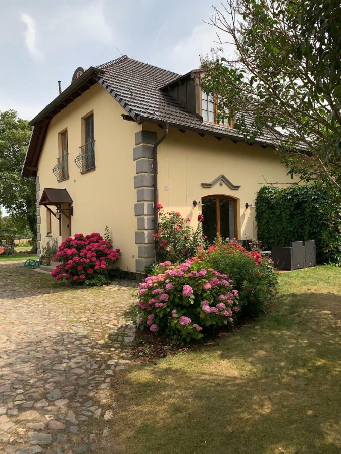 Villa Schlossallee Глове Экстерьер фото